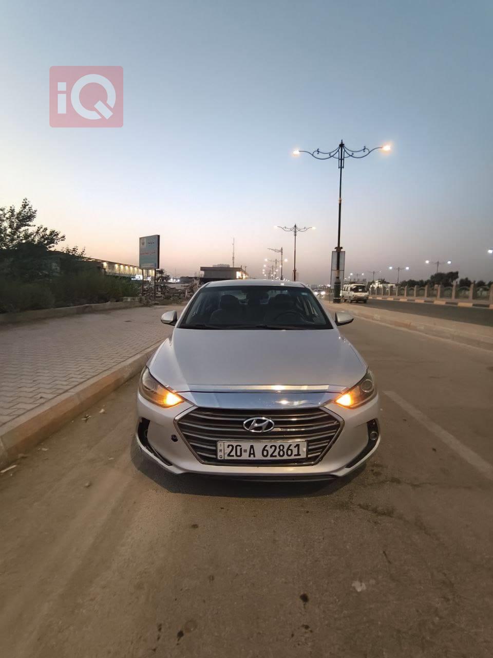 Hyundai Elantra
